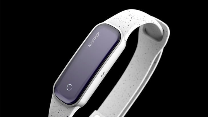 Now A Smartband That Never Requires Charging
