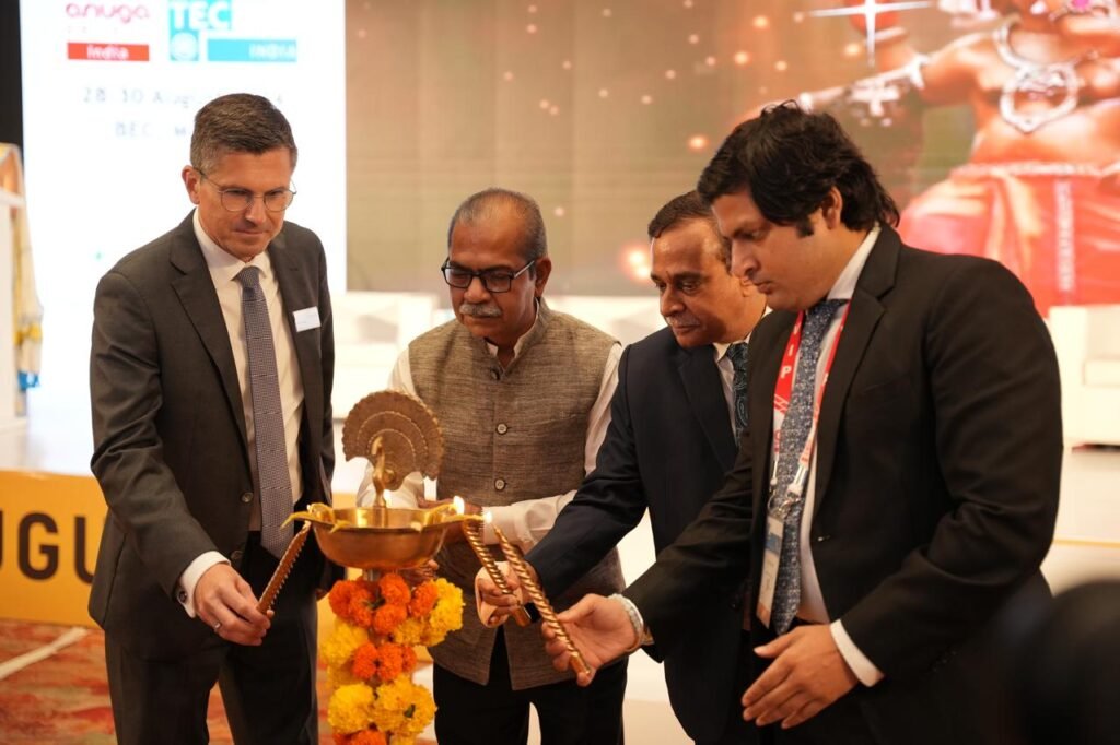 L-R - Denis Steker, Dr. Sudhanshu, Milind Dixit, Ameya Prabhu
