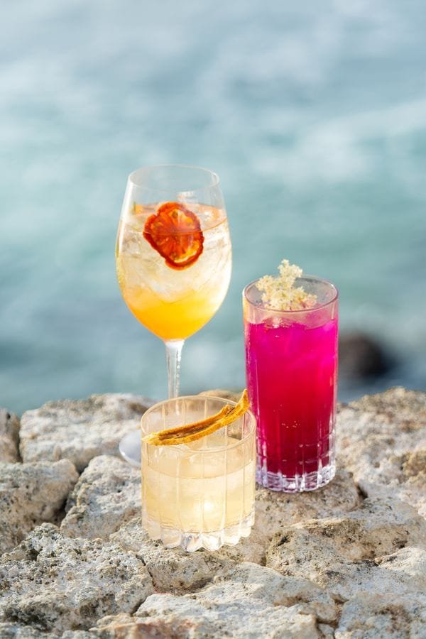 Rock Bar's Signature Sustainable Cocktail_ Dala_Spritz_M__Musa_R__Dragon_Sunset