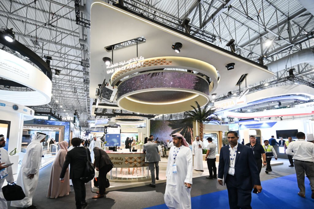 Dubai Airshow 2025 Kicks Off with Landmark Deals and Aviation Innovations
