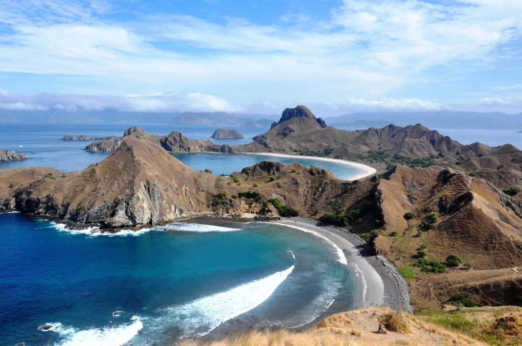 New 7 Wonders of Nature - Komodo Island, Indonesia - Labuan Bajo, Padar Island