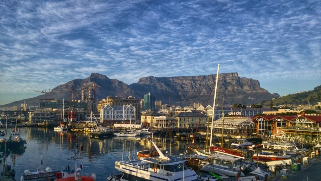 New 7 Wonders of Nature - Table Mountain, South Africa