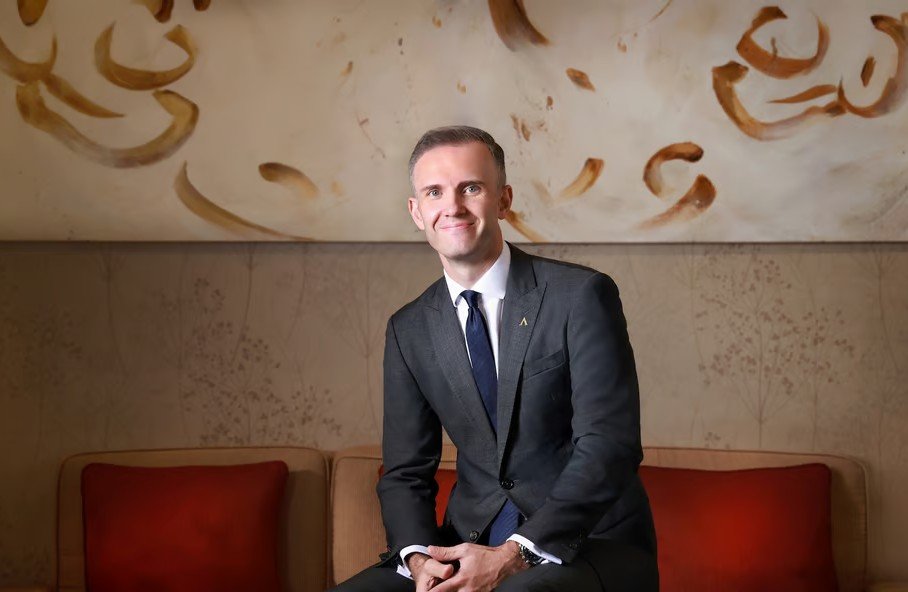 Conrad Hong Kong Appoints Conor Hadlington as General Manager